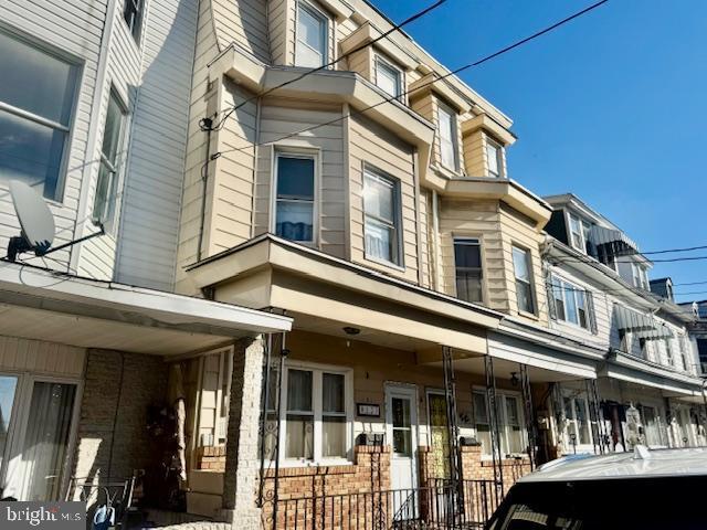 Townhouse for sale in Shenandoah, Pennsylvania