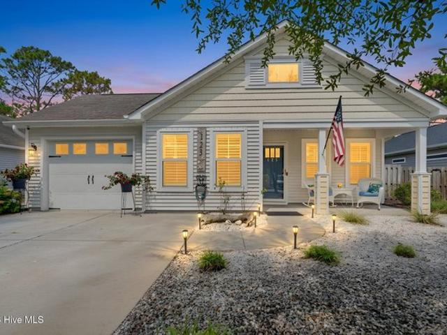 House for sale in Oak Island, North Carolina