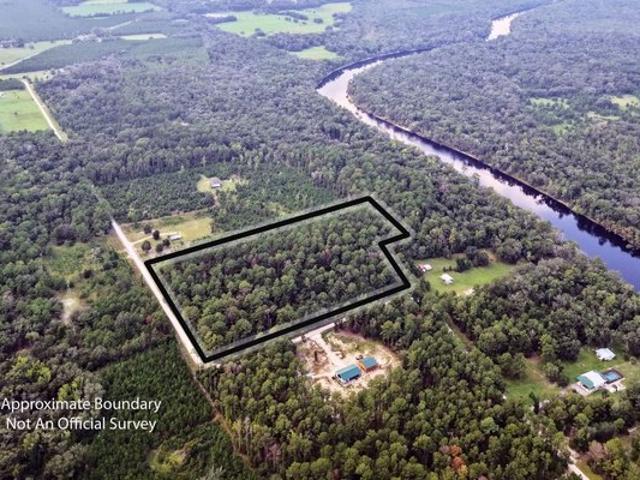 Land for sale in Suwannee, Florida