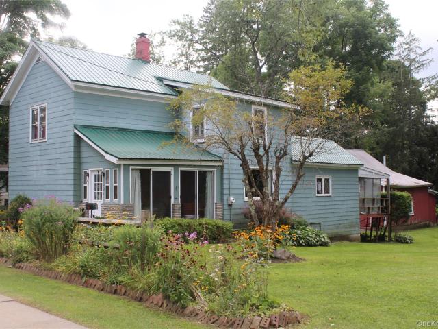 House for sale in Village of Walton, Town of Walton