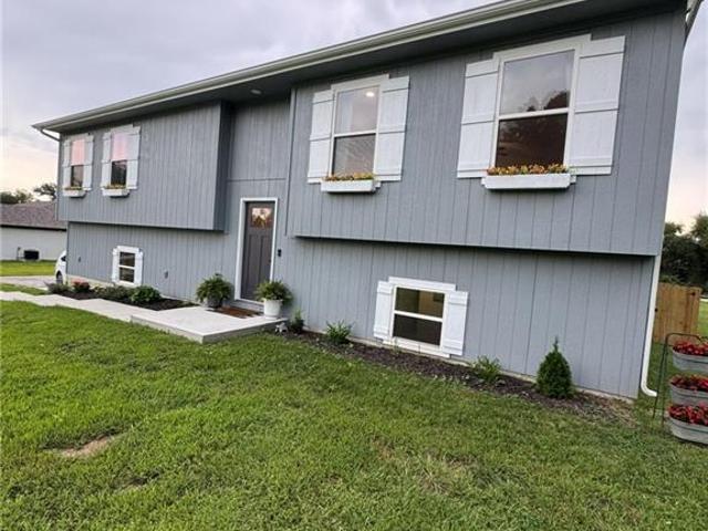 House for sale in Warrensburg, Missouri