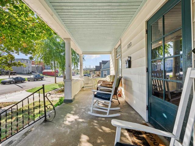 House for sale in Paoli Historic Downtown, Paoli