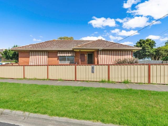 Apartment for rent in Sale, Victoria