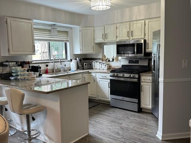 Townhouse for sale in Wood Dale, Illinois