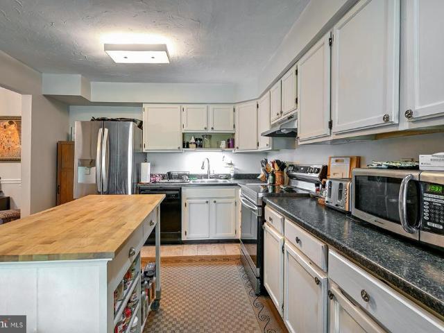 Townhouse for sale in Arcola, Pennsylvania