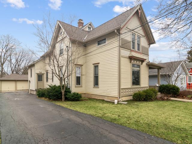 Property for sale in Barrington, Illinois