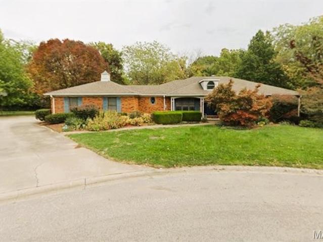 House for sale in Belleville, Illinois