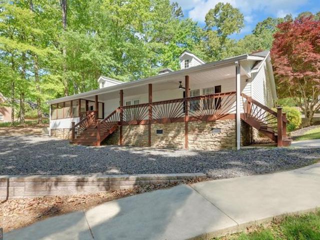 House for sale in Toccoa, Georgia