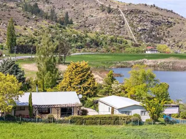 House for rent in Otakou