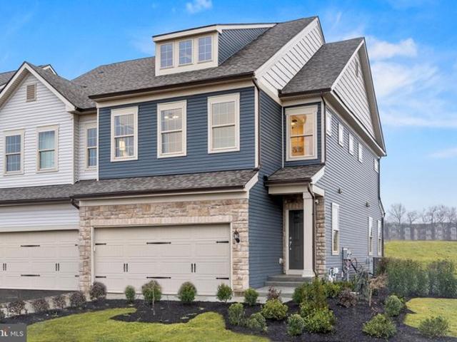 Townhouse for sale in Delco, Pennsylvania