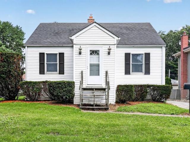 House for sale in Glen Ellyn, DuPage County