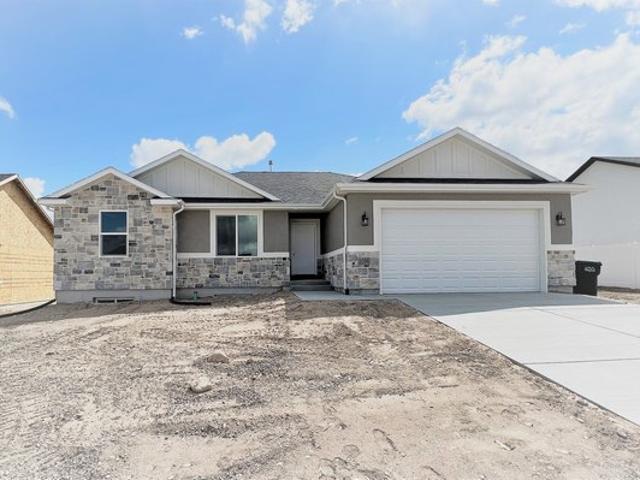 House for sale in Grantsville, Utah