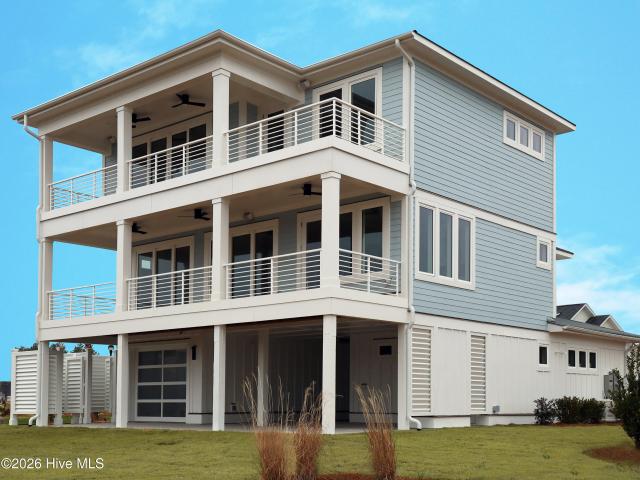 House for sale in Hampstead, North Carolina