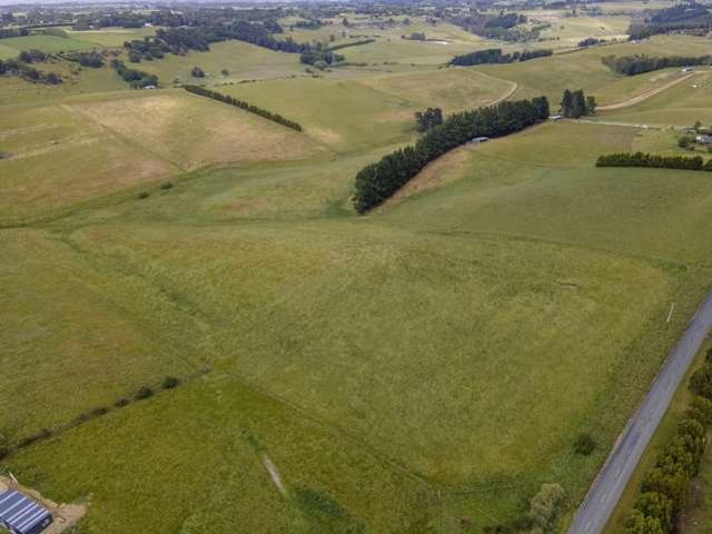 Property for sale in Hadlow, Canterbury