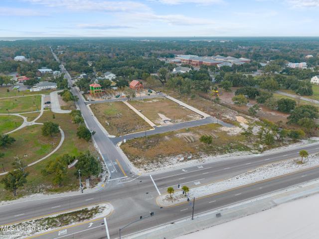 Land for sale in Pass Christian, Mississippi