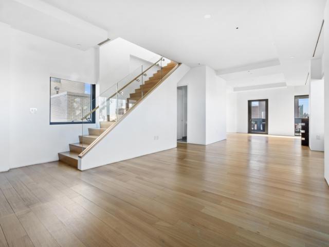 Condo for sale in Arverne, New York