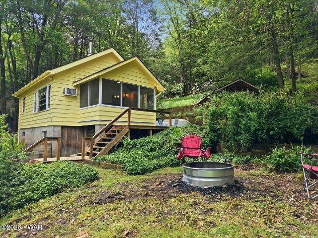 House for sale in Greentown, Pennsylvania