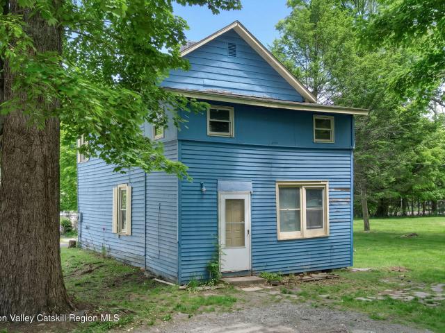 House for sale in Bearsville, New York