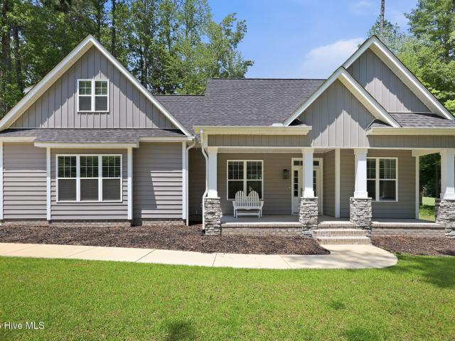 House for sale in Chocowinity, North Carolina