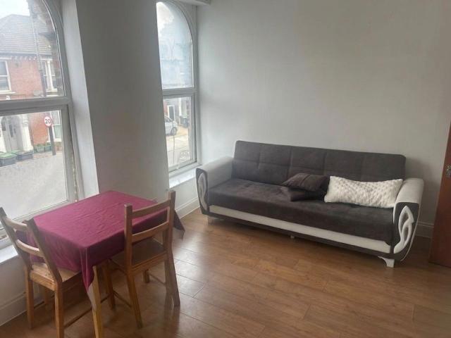 Apartment for rent in Highbury, Greater London