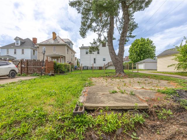 House for sale in Uniontown, Pennsylvania