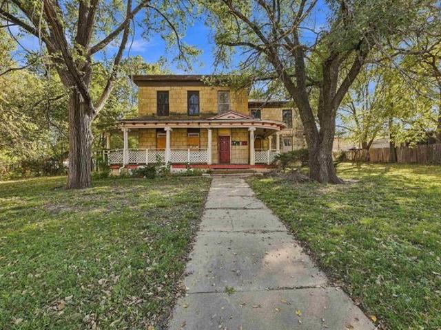 House for sale in Junction City, Geary County