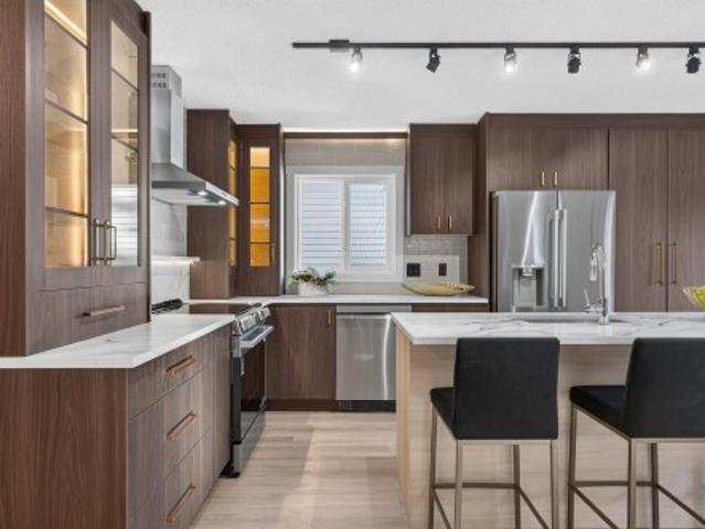 House for sale in Wolf Willow, Edmonton