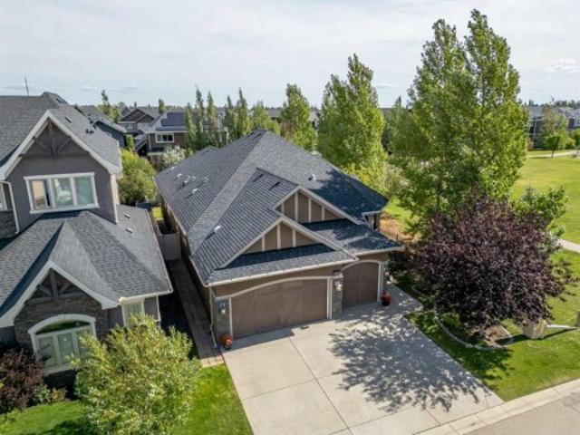 House for sale in Springside, Calgary