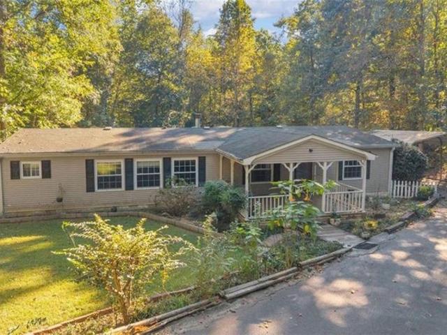 House for sale in Lula, Hall County