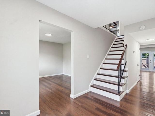 Townhouse for sale in Sterling, Loudoun County