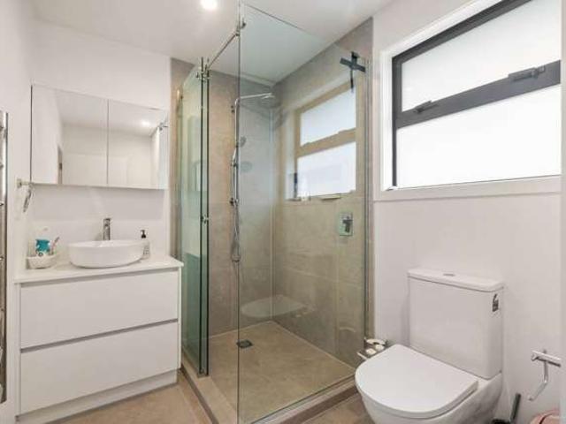 House for sale in Oratia, Oroua County