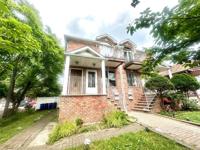 House for sale in College Point, New York