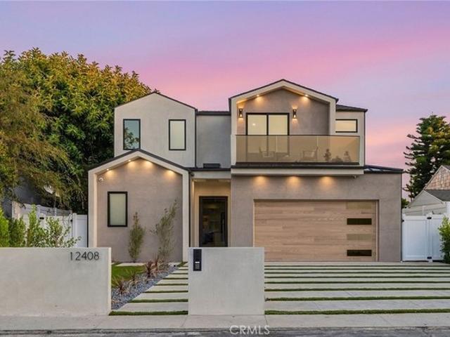 House for sale in Canoga Park, California