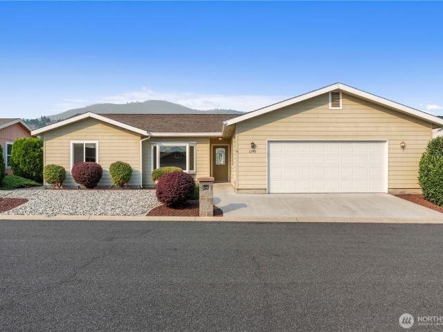 House for sale in Wenatchee, Washington
