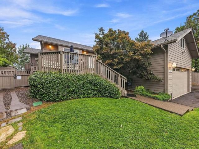 House for sale in Oregonia