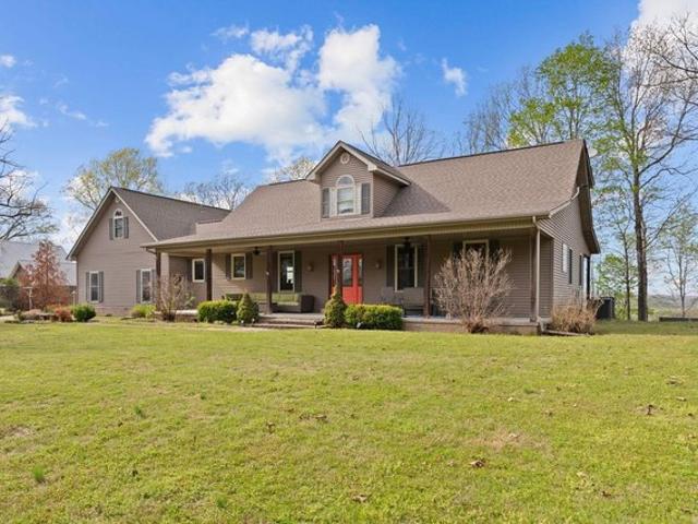 House for sale in Flippin, Marion County