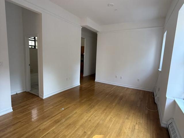 Room for rent in Arverne, New York