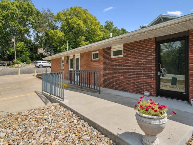 Commercial for sale in Burlington, Iowa