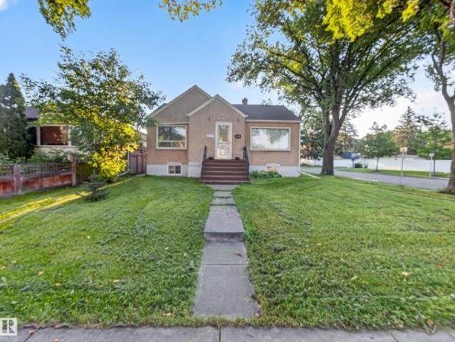 House for sale in Wedgewood, Alberta