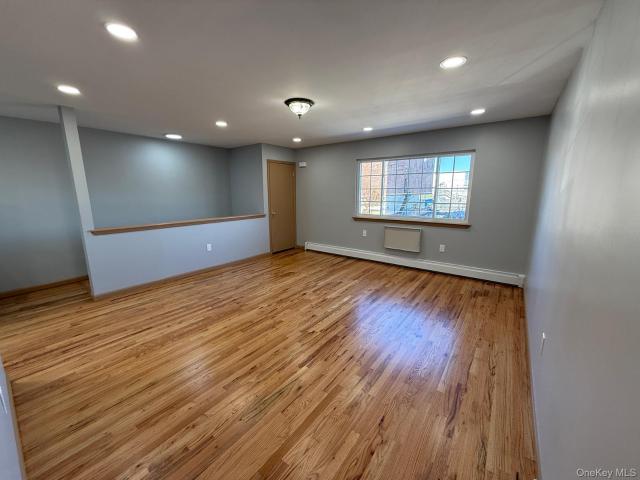 House for sale in Queens, Arverne