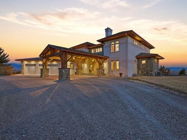 House for sale in Manhattan, Montana