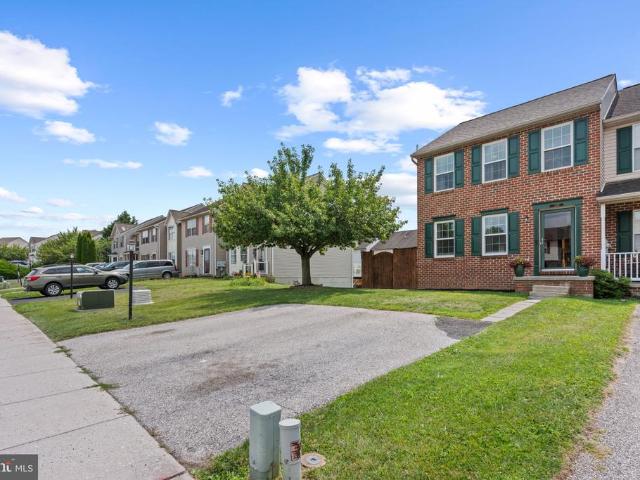 Townhouse for sale in Glenville, Pennsylvania