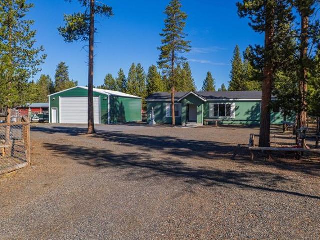 House for sale in Oregonia