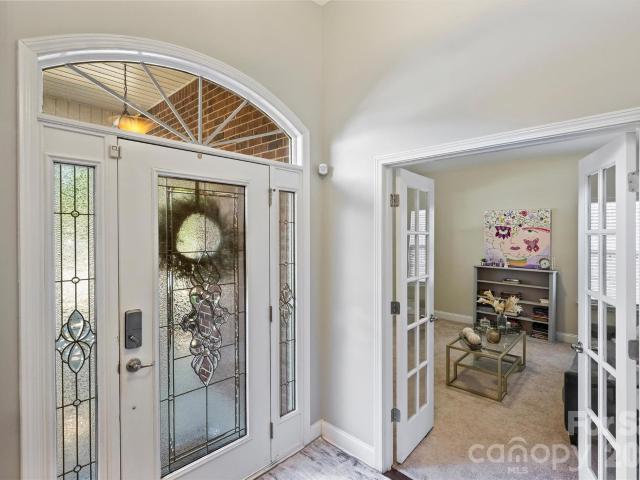 House for sale in Pineknoll, Charlotte