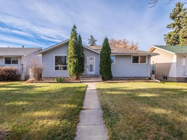 House for sale in Dovercourt, Edmonton