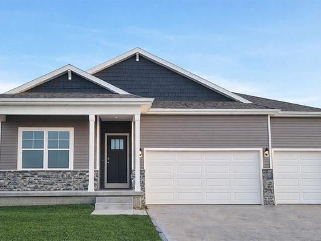 House for sale in Gretna, Sarpy County