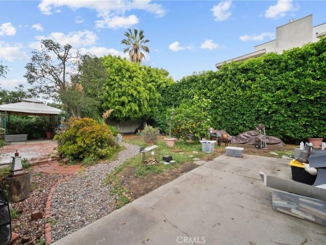 Property for sale in Canoga Park, California