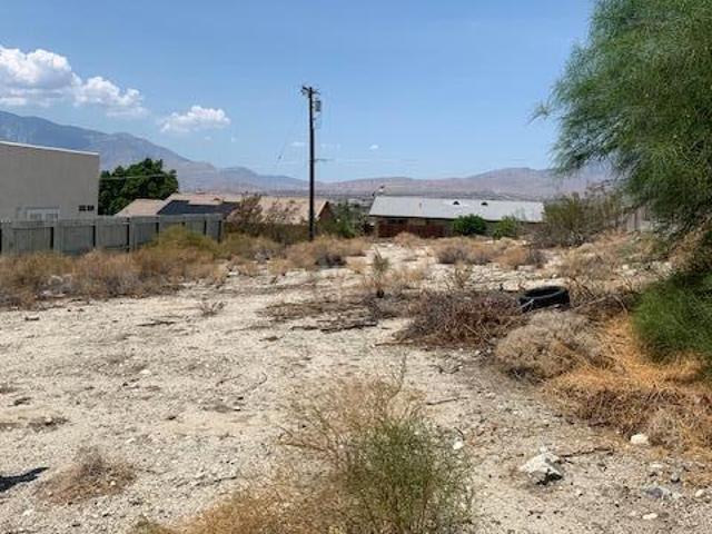 Land for sale in Desert Hot Springs, California