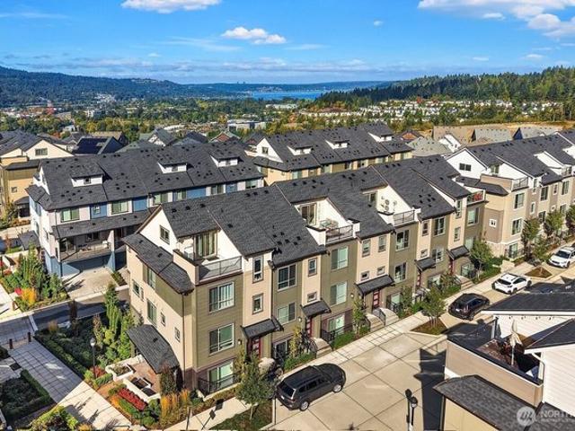 Townhouse for sale in Issaquah Highlands, Issaquah