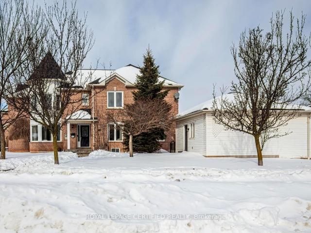 Townhouse for sale in Woburn, Ontario